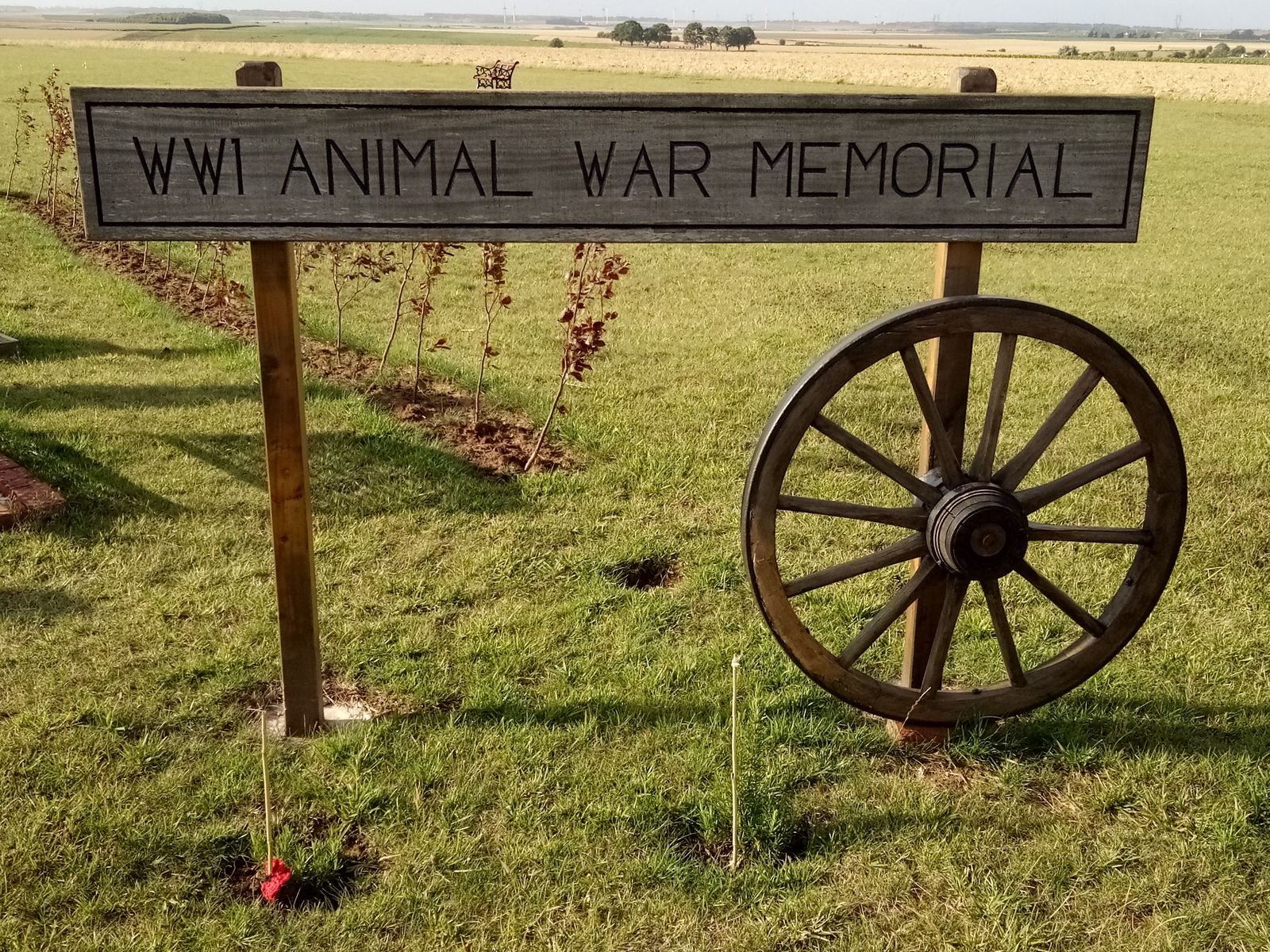 Mémorial pour les animaux à Pozières