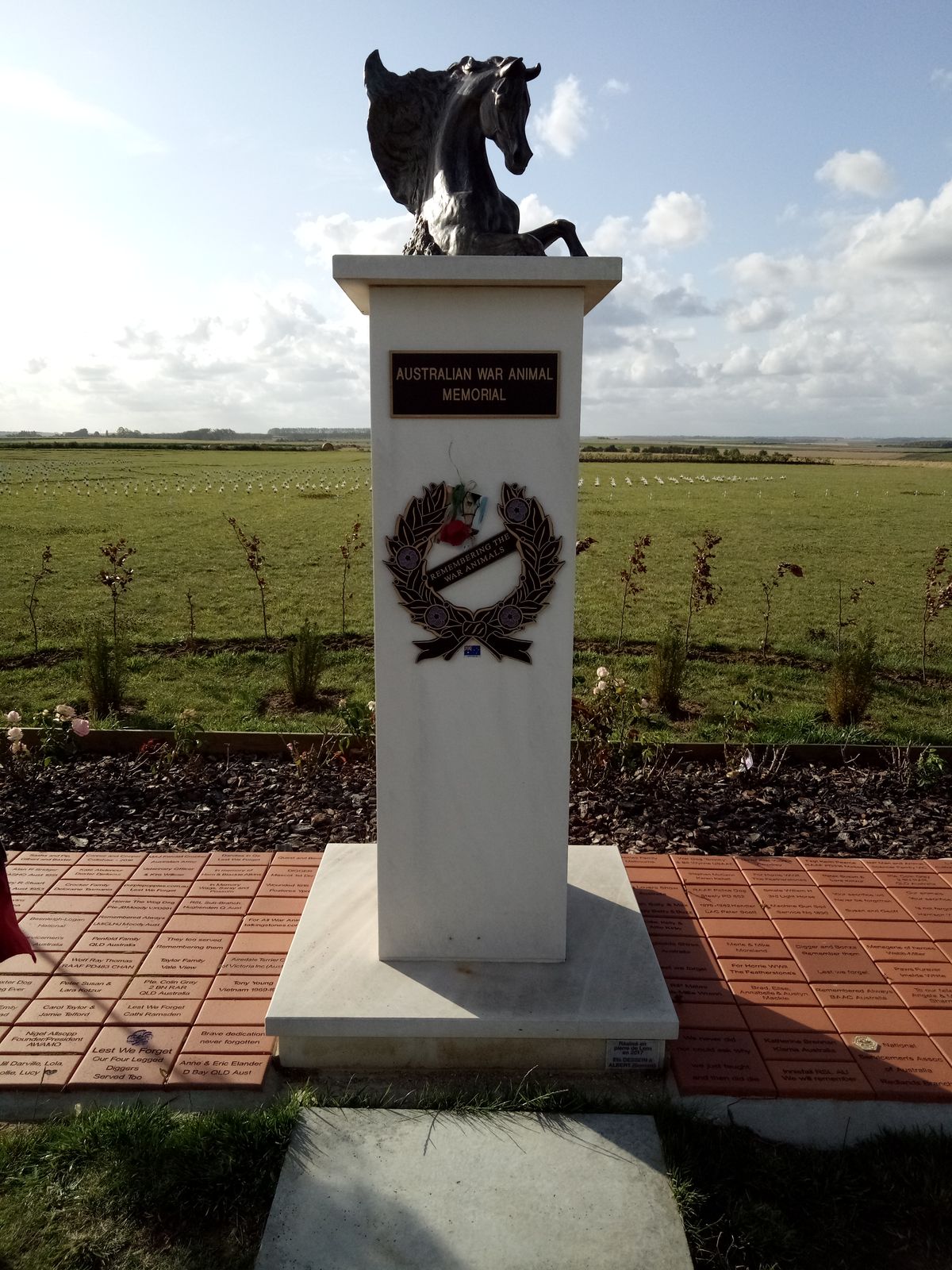 Mémorial pour les animaux à Pozières